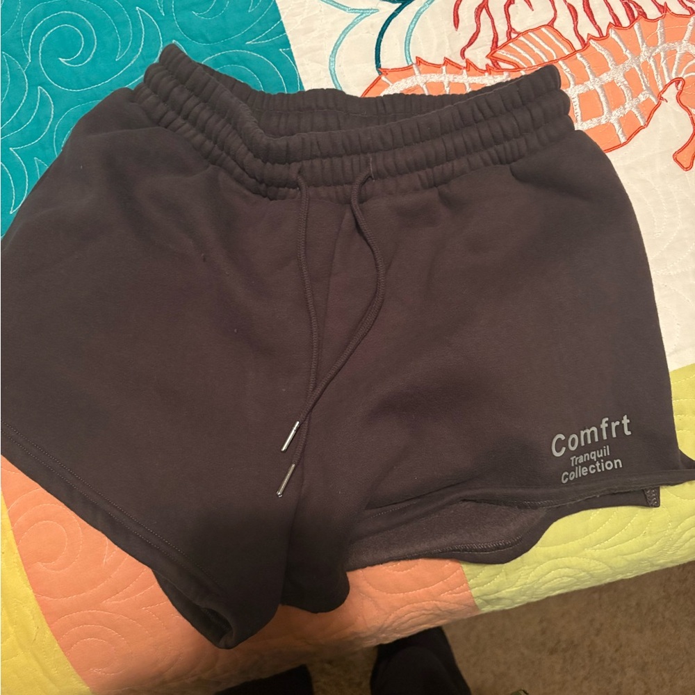 COMFRT Women's Shorts